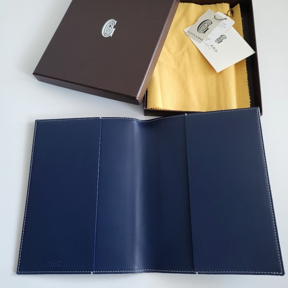 Goyard Navy Blue Goyardine Agenda/Document Cover - Picture 2 of 9